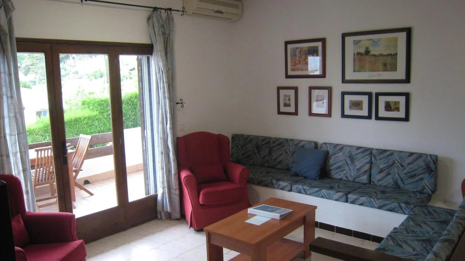 Сasa de vacaciones Casa Familiar Tranquila Con Piscina, Jardin Privado, Barbacoa Y Vista Al Castillo Y Montanas - Es-323-14 L'Estartit España
