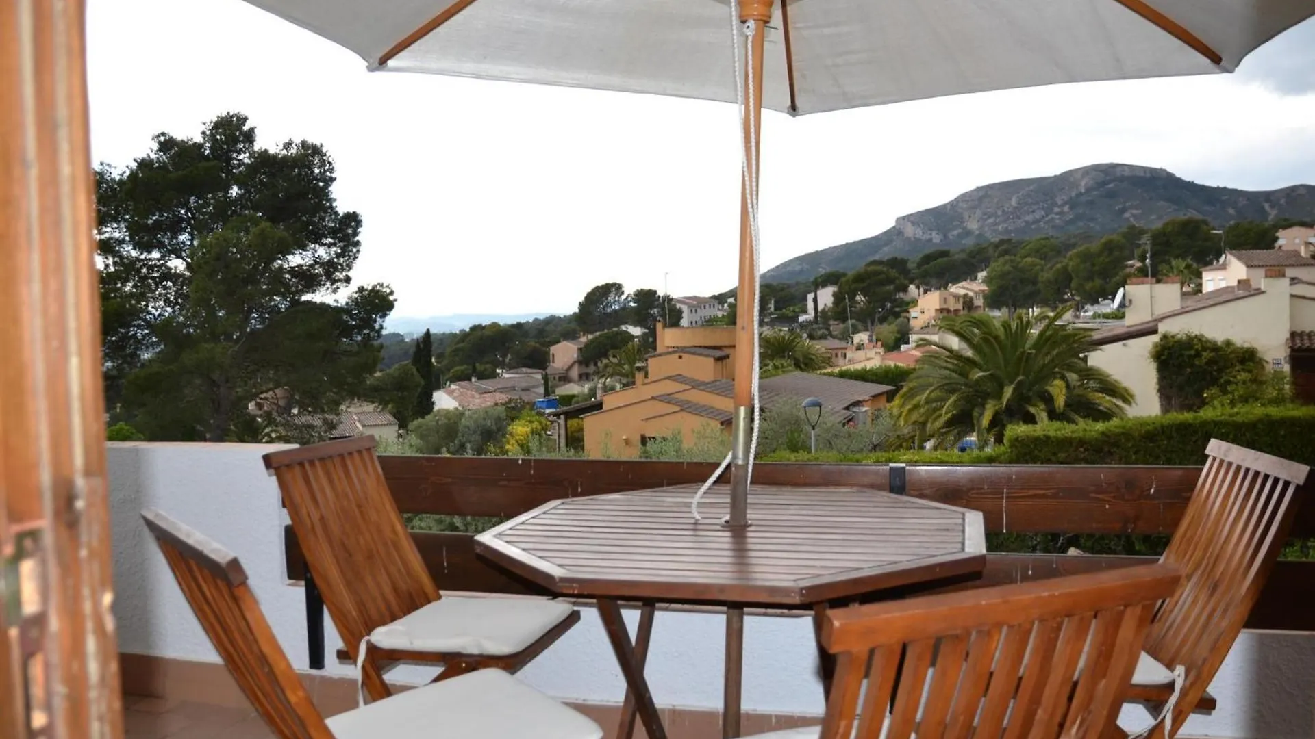Casa Familiar Tranquila Con Piscina, Jardin Privado, Barbacoa Y Vista Al Castillo Y Montanas - Es-323-14 L'Estartit